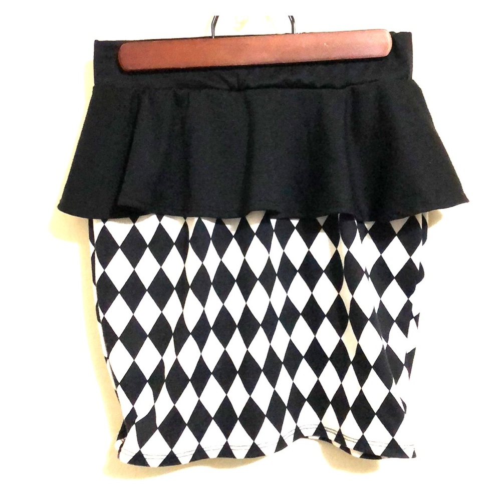 Peplum Checkered Skirt